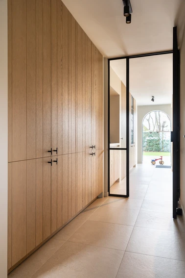 Dekeyzer Moderne keuken Keukeneiland Keukenbouw Designkeuken Inbouwkasten Interieur Foto Tineke De Vos LR 5179