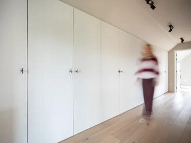 Dekeyzer Moderne keuken Keukeneiland Keukenbouw Designkeuken Inbouwkasten Interieur Foto Tineke De Vos LR 5056