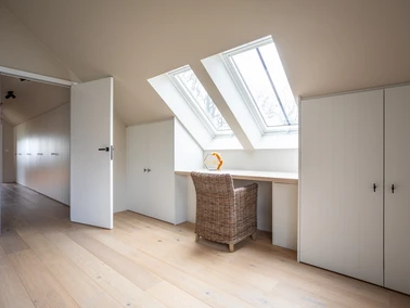 Dekeyzer Moderne keuken Keukeneiland Keukenbouw Designkeuken Inbouwkasten Interieur Foto Tineke De Vos LR 5099