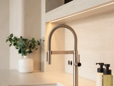 Dekeyzer Moderne keuken Keukeneiland Keukenbouw Designkeuken Inbouwkasten Interieur Foto Tineke De Vos 109