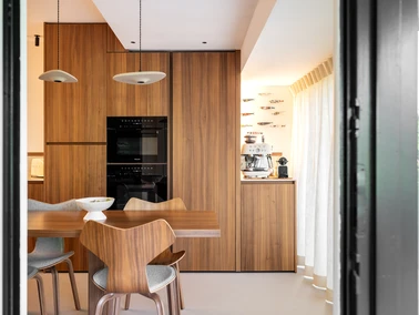 Dekeyzer Moderne keuken Keukeneiland Keukenbouw Designkeuken Inbouwkasten Interieur Foto Tineke De Vos HR 07