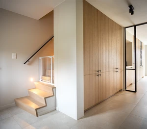 Dekeyzer Moderne keuken Keukeneiland Keukenbouw Designkeuken Inbouwkasten Interieur Foto Tineke De Vos LR 5185