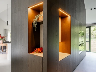 Dekeyzer Moderne keuken Keukeneiland Keukenbouw Designkeuken Inbouwkasten Interieur Foto Tineke De Vos LR 08