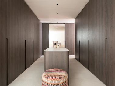 Dekeyzer Moderne keuken Keukeneiland Keukenbouw Designkeuken Inbouwkasten Interieur Foto Tineke De Vos LR 181