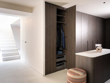 Dekeyzer Moderne keuken Keukeneiland Keukenbouw Designkeuken Inbouwkasten Interieur Foto Tineke De Vos LR 190